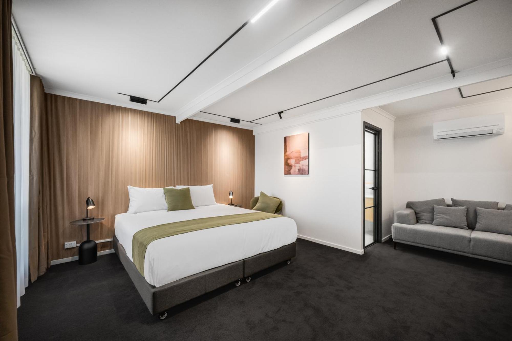 Innova Motel 3*