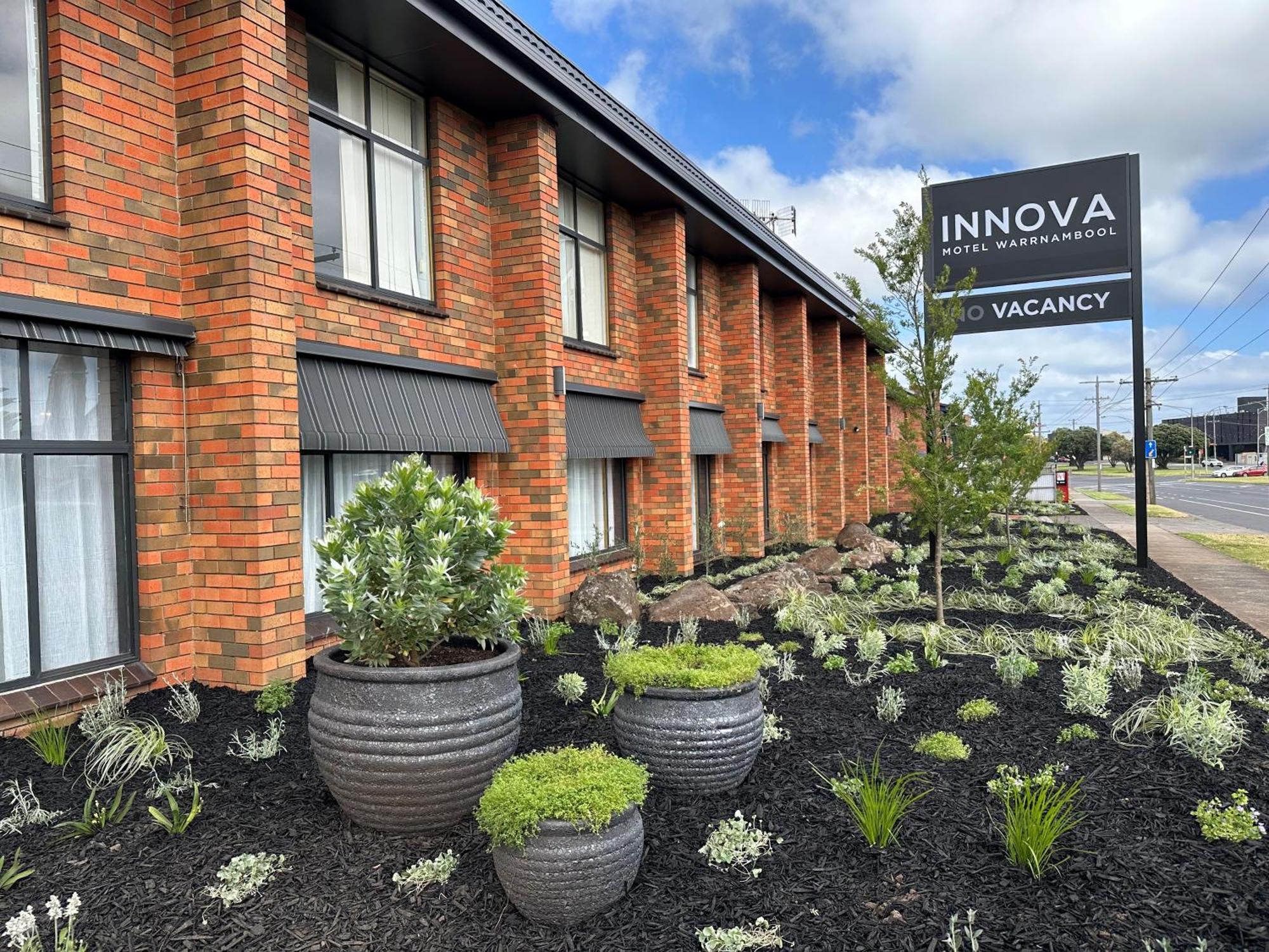 Innova Motel